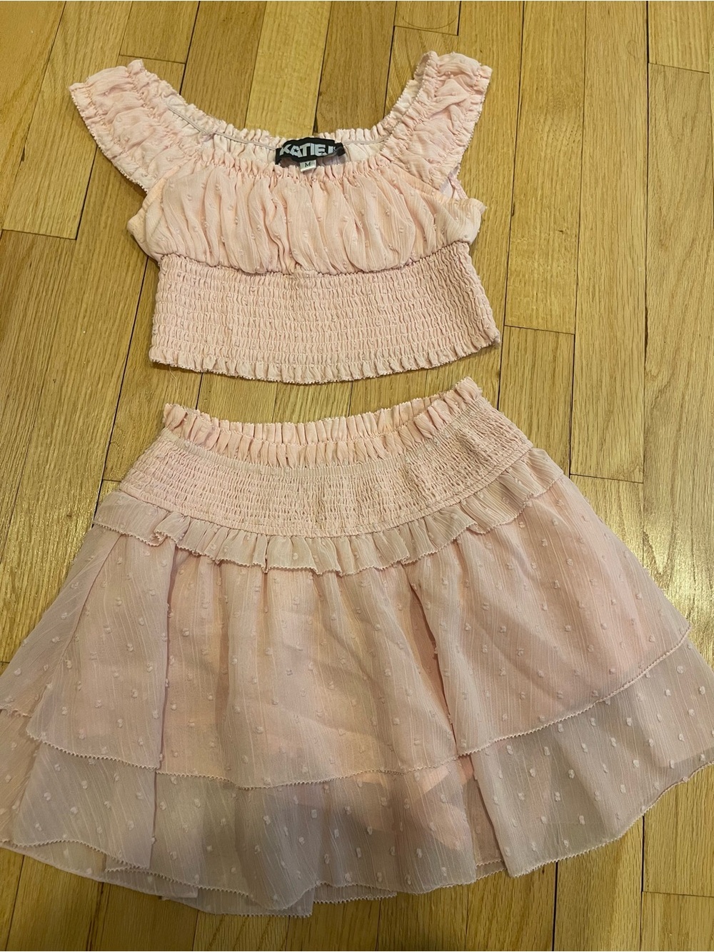 KatieJ NYC Girls Light Pink Ruffled Smocked Top and Skort Set, Size M